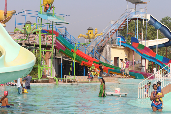 resort with activity near mumbai