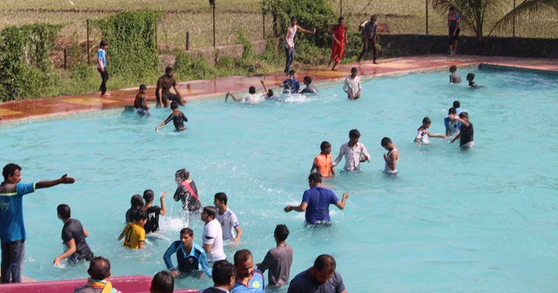 resorts near mumbai for overnight stay for groups
